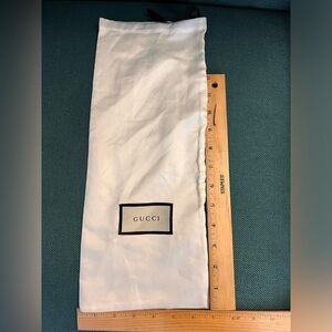 Gucci dust bag 15x7